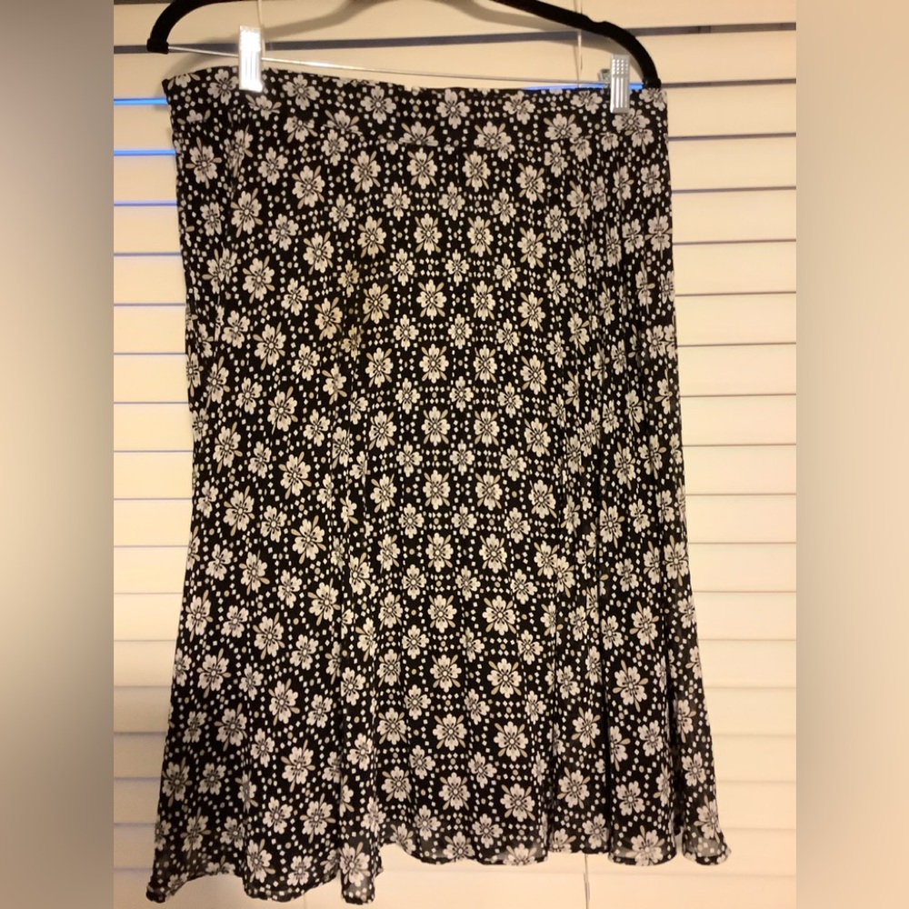 Ann Taylor Pleated Skirt